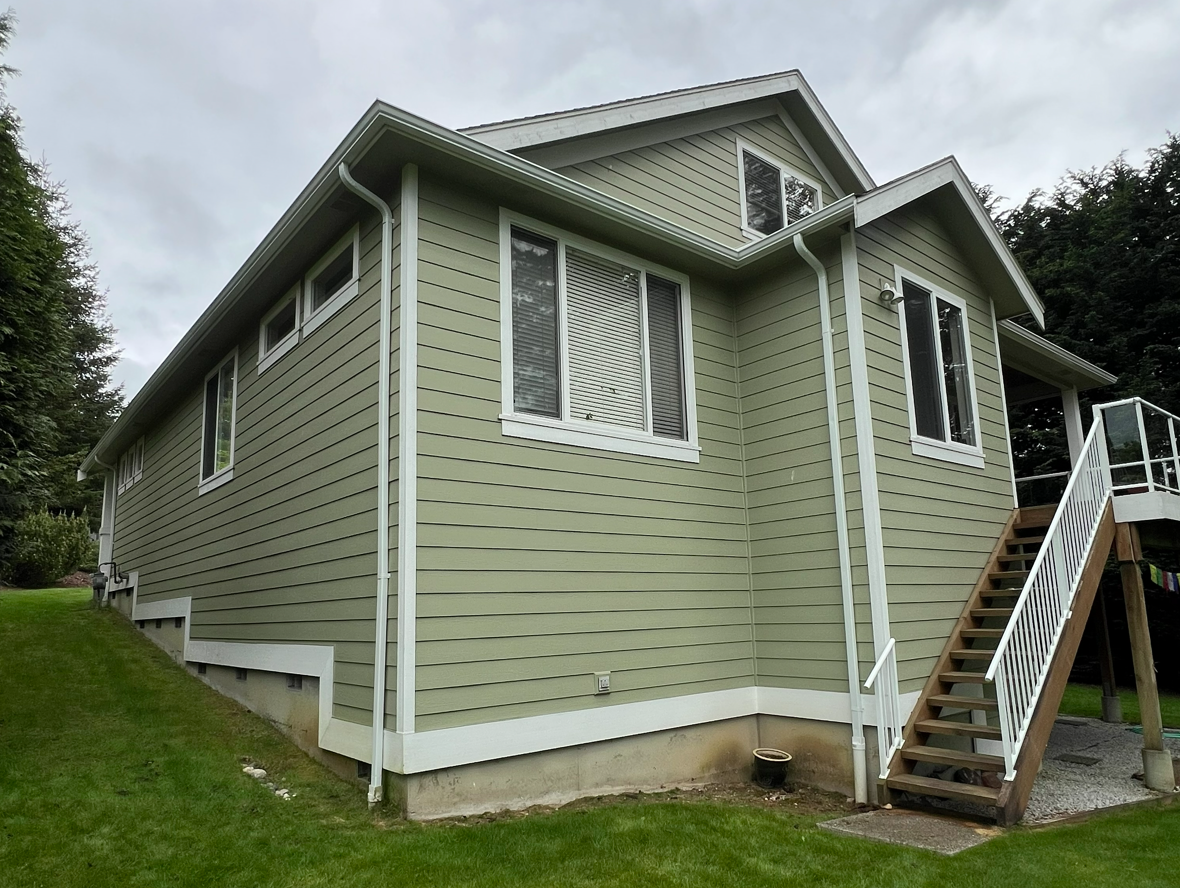 Professional seamless gutter installation completed by MSS Gutter in Monroe, WA
